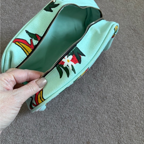 Marc Jacobs Green Pouch with Fruit Design - Picture 2 of 2